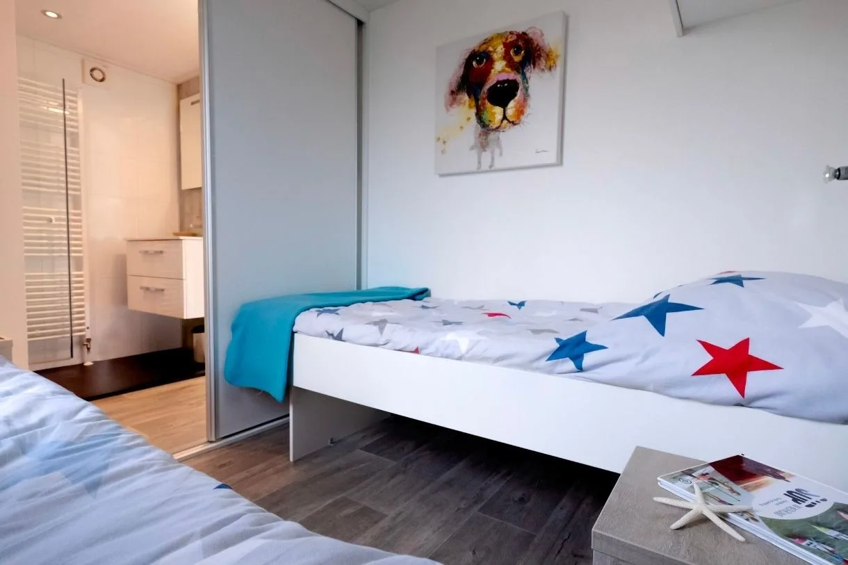 Lifestyle Cube mit Dachterrasse. Meerblick und Strand