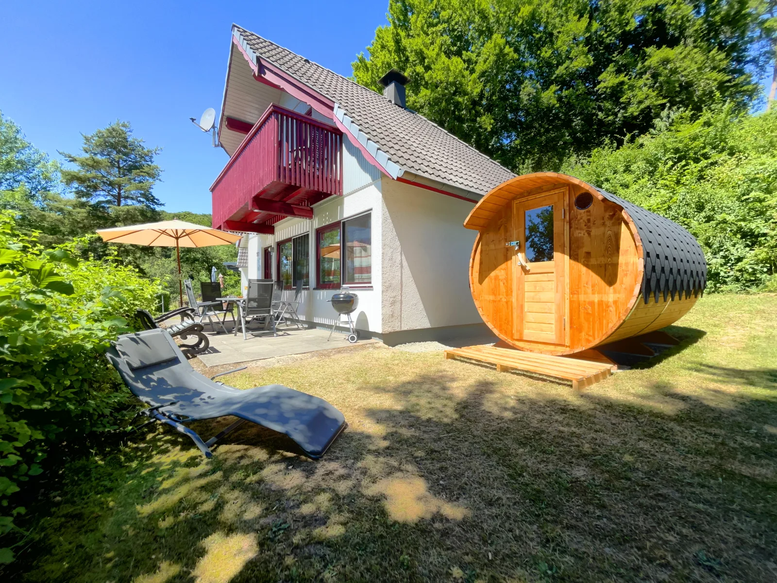 Urlaub mit Seeblick, Kamin und Sauna - Ferienhaus Felix von Mein-Seepark