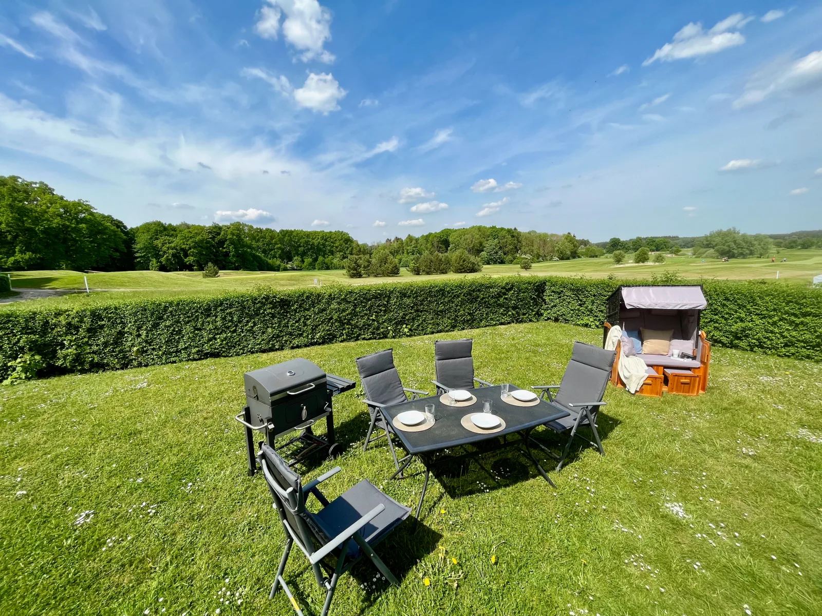 Abschlag1*Whirlpool*Sauna*Kamin*Blick ins Grüne