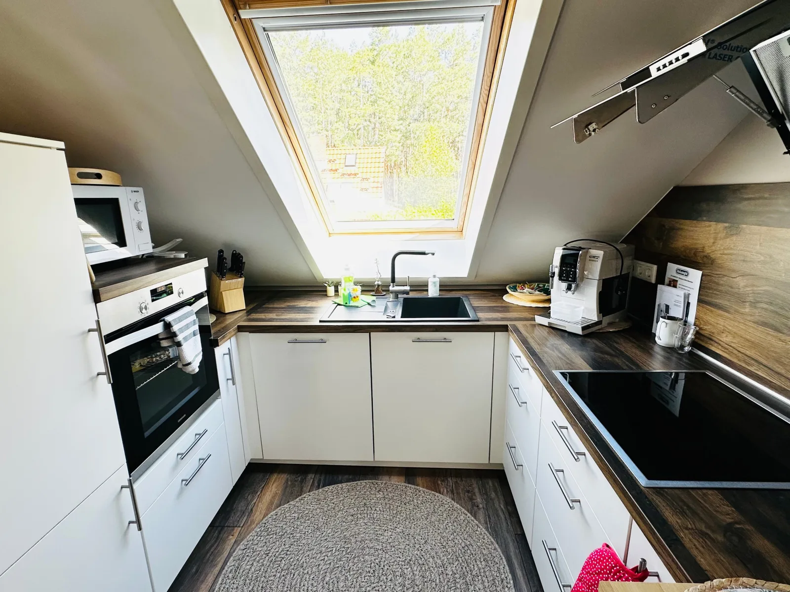 Ferienwohnung Am Waldesrand - Garten, Terrasse, Grill, Luftkühler, Massagesessel, Kinderspielecke, Spielekonsole