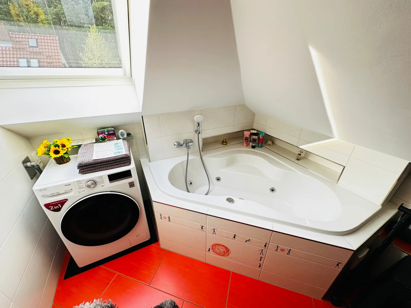 Ferienwohnung Am Waldesrand - Garten, Terrasse, Grill, Luftkühler, Massagesessel, Kinderspielecke, Spielekonsole