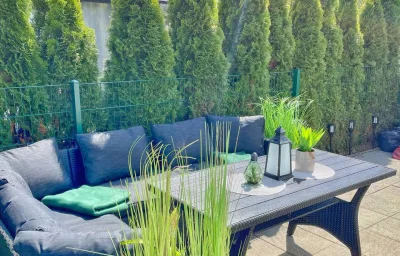FeWo "Im Grünen" - Terrasse - Parkplatz  - separater Eingang - W-LAN