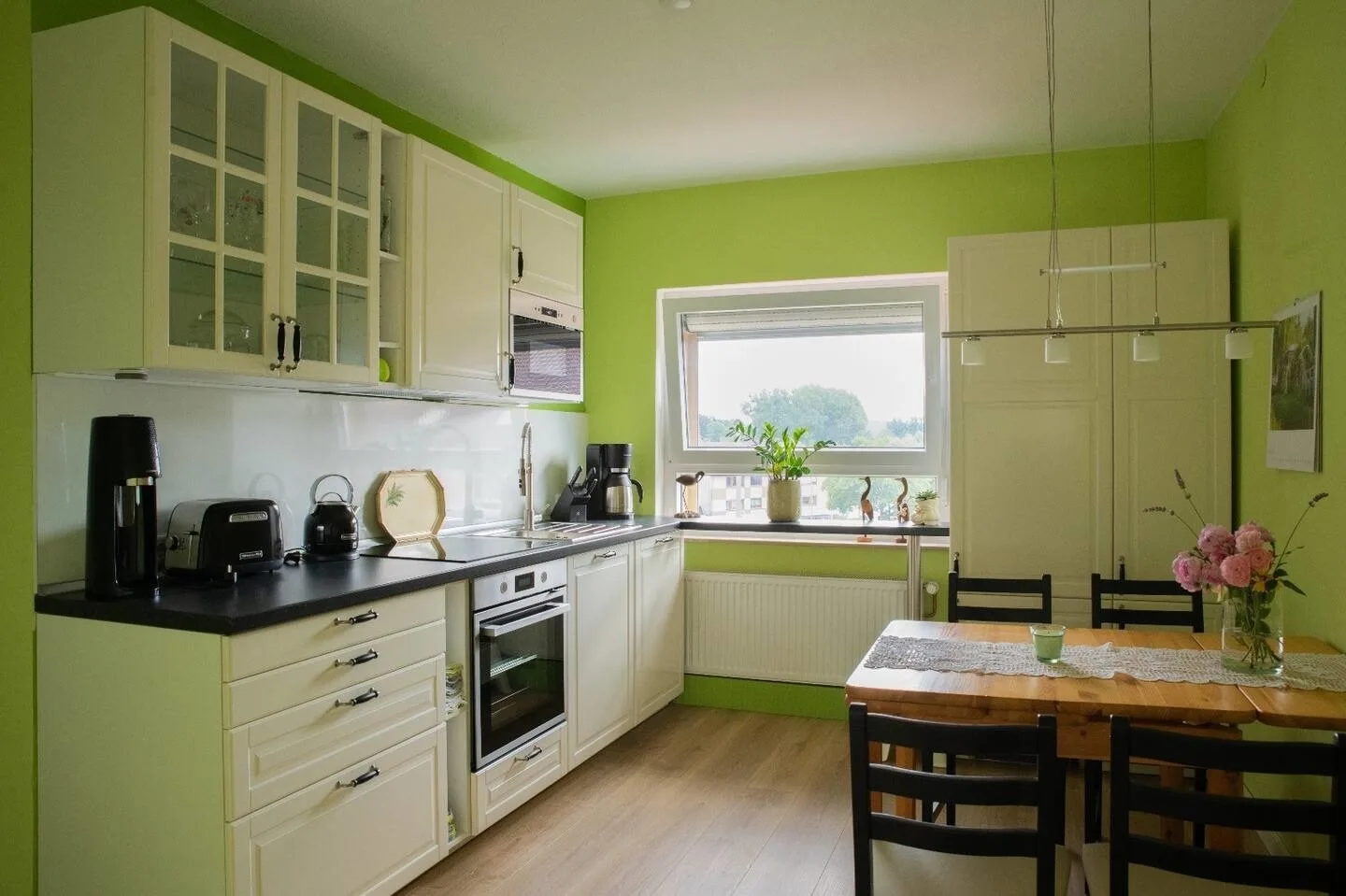 farbenfrohe Ferienwohnung