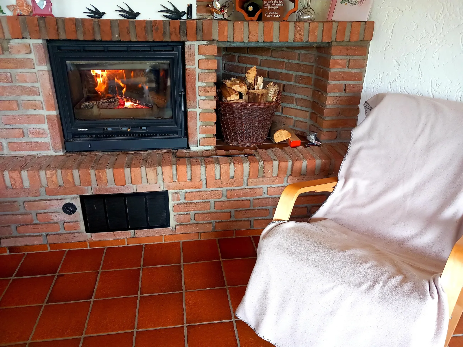 Eifel Urlaub mit Hunden Ferienhaus Schwalbennest Schalkenmehren