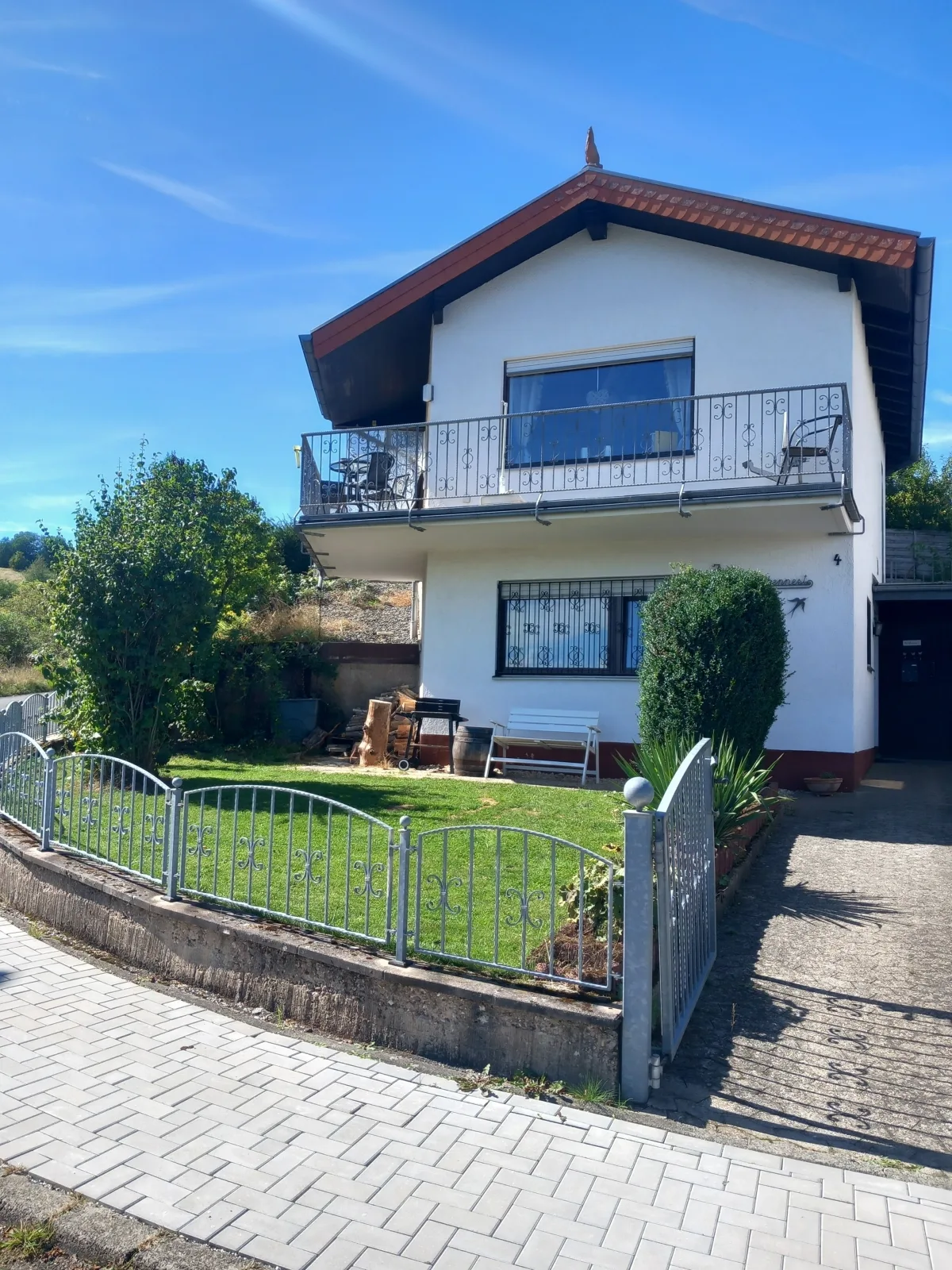 Eifel Urlaub mit Hunden Ferienhaus Schwalbennest Schalkenmehren