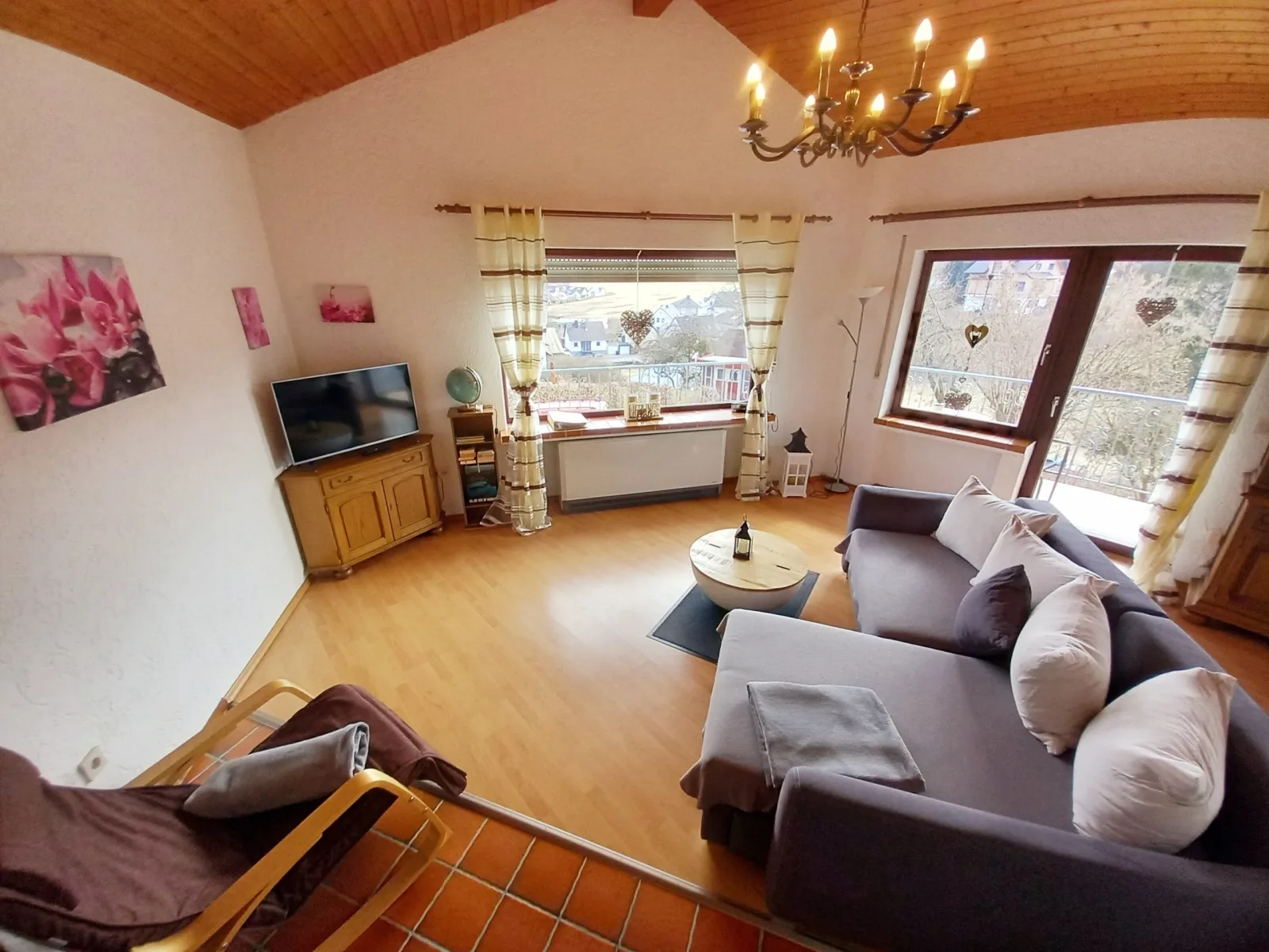 Eifel Urlaub mit Hunden Ferienhaus Schwalbennest Schalkenmehren