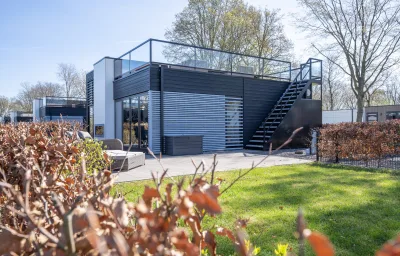 Residence Cube mit Dachterrasse. Meerblick und Strand