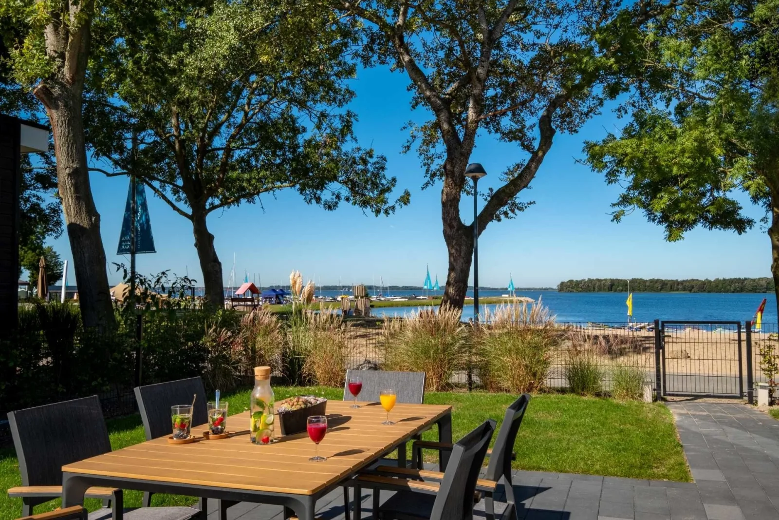 Exclusive Cube mit Meerblick direkt am Strand *Strandhaus*