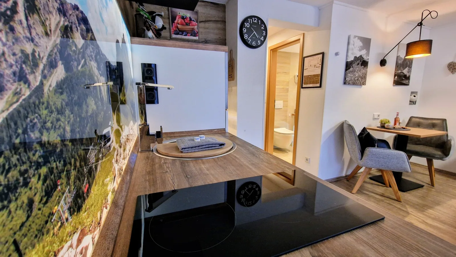 Ferienwohnungen Wolf- Studio/ Zimmer mit Bergblick