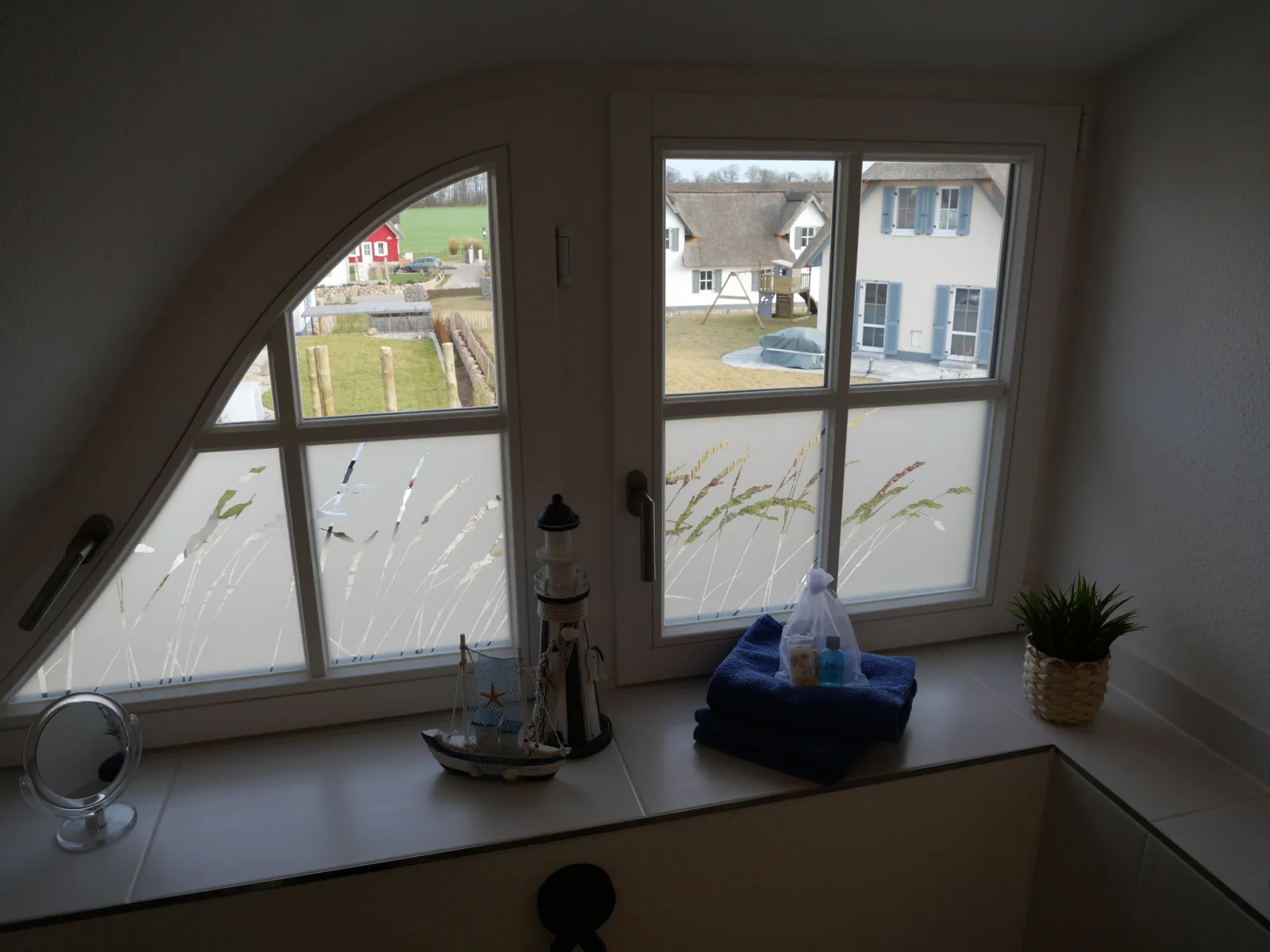 neben Wismar  FH"FaJuKa" Strandnah mit Wallbox