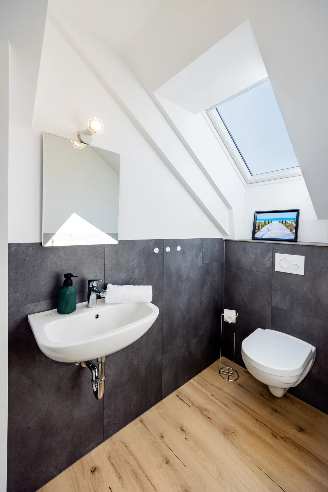Ferienhaus Bimmelbahn 2 - Familienferienhaus 100 m²  am Dampflokbahnhof / Sauna / Trampolin/ Spielezimmer