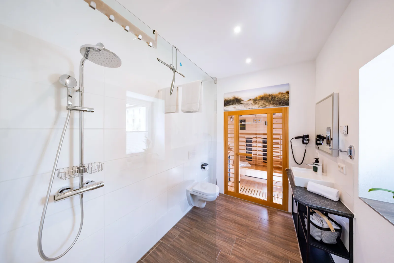 Ferienhaus Bimmelbahn 2 - Familienferienhaus 100 m²  am Dampflokbahnhof / Sauna / Trampolin/ Spielezimmer