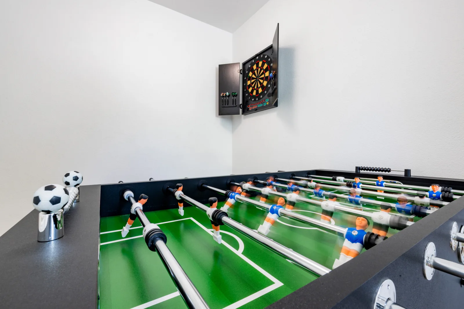 Ferienhaus Bimmelbahn 2 - Familienferienhaus 100 m²  am Dampflokbahnhof / Sauna / Trampolin/ Spielezimmer