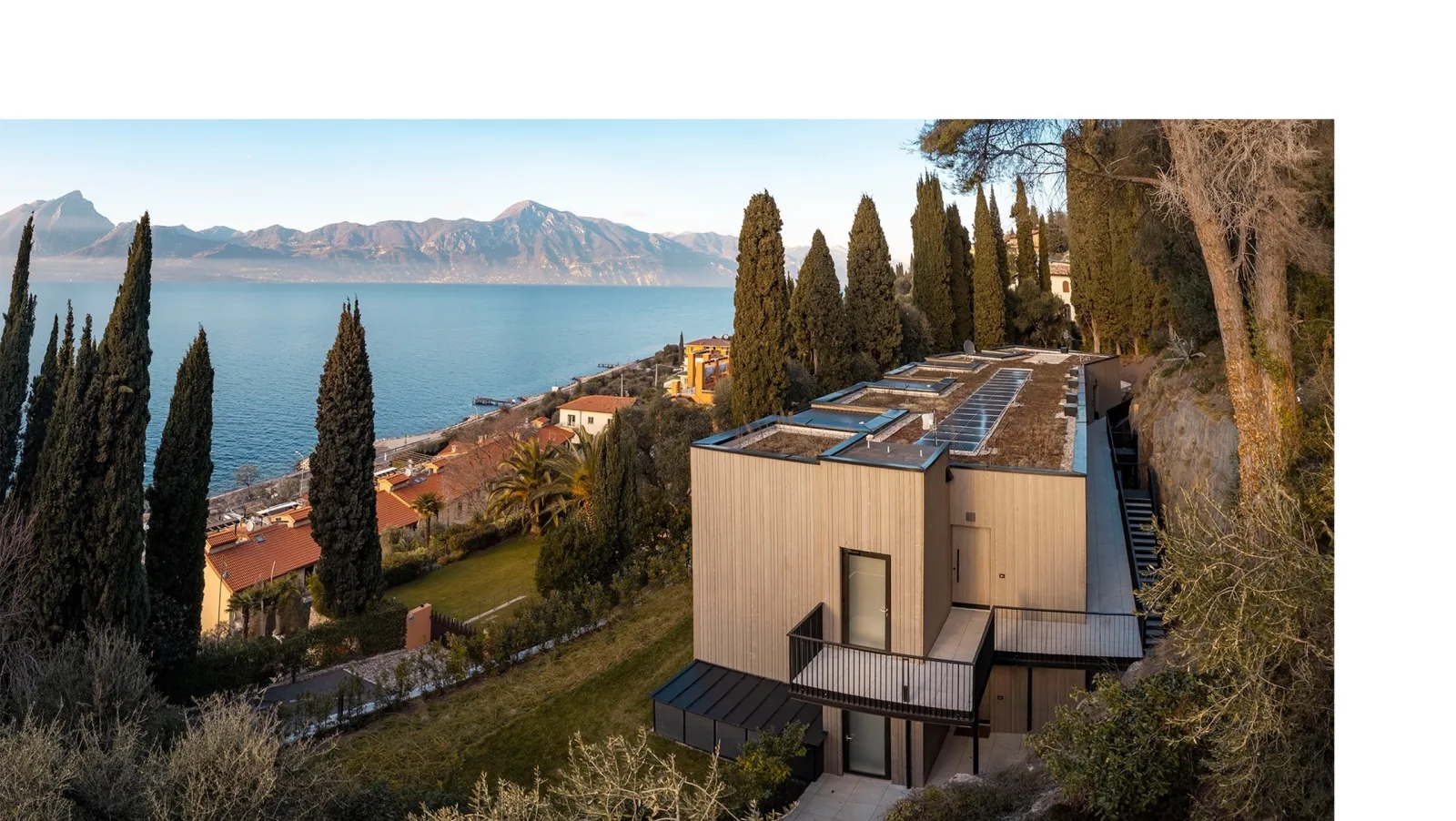 3 Zimmer Apartment am  Gardasee mit traumhaften Seeblick und Pool in Torri  del Benaco