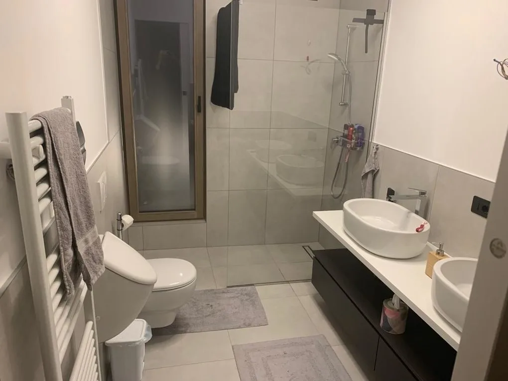 3 Zimmer Apartment am  Gardasee mit traumhaften Seeblick und Pool in Torri  del Benaco