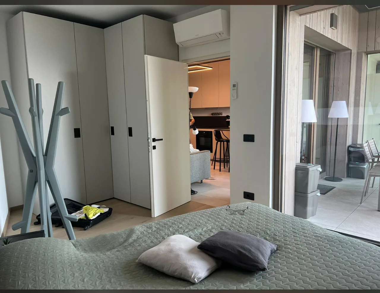 3 Zimmer Apartment am  Gardasee mit traumhaften Seeblick und Pool in Torri  del Benaco