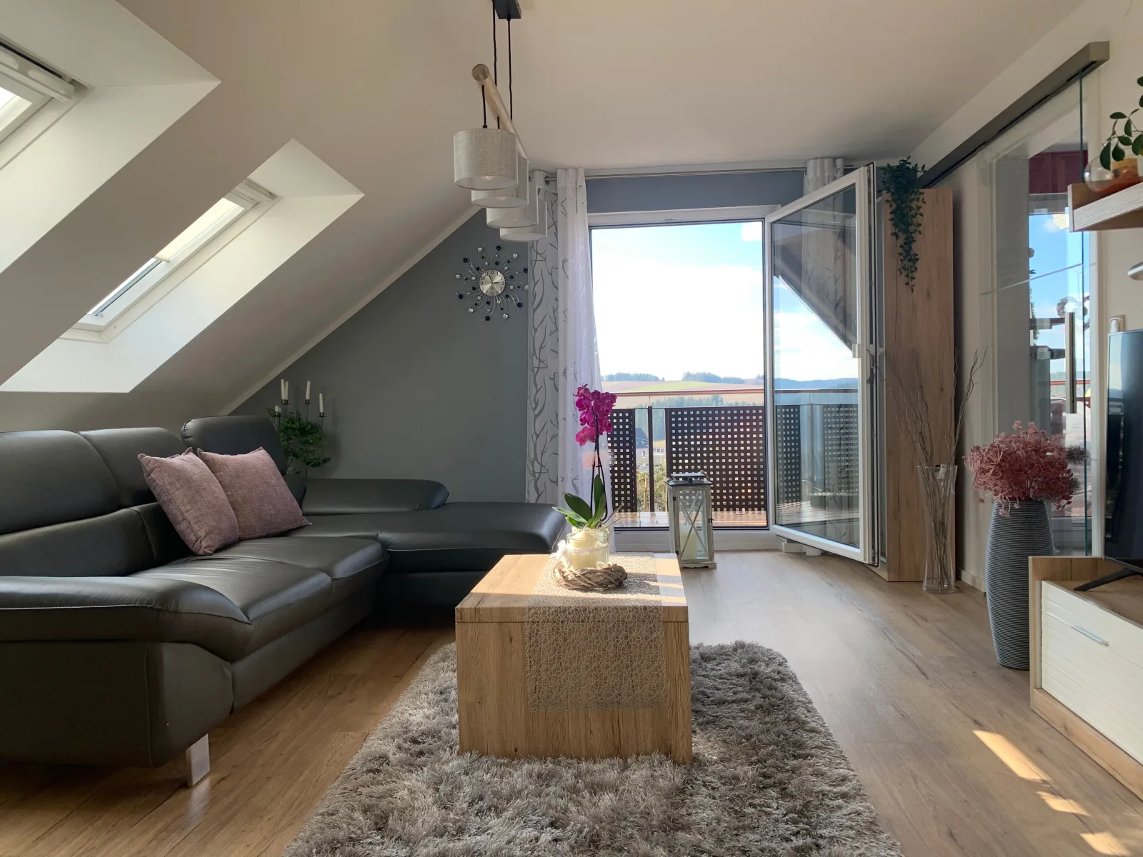 Schöne Ferienwohnung in Schauenstein-Hof im Frankenwald mit Loggia 100qm
