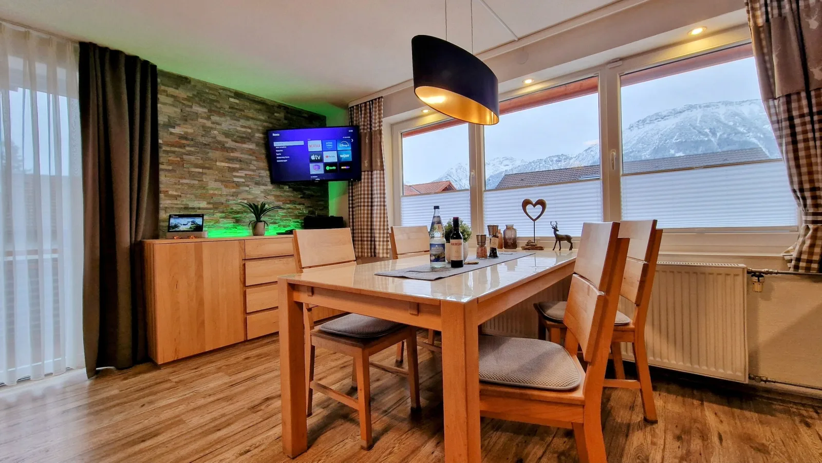 Ferienwohnungen Wolf - Wohnung " Eisenberg" 2 Zimmer mit Bergblick