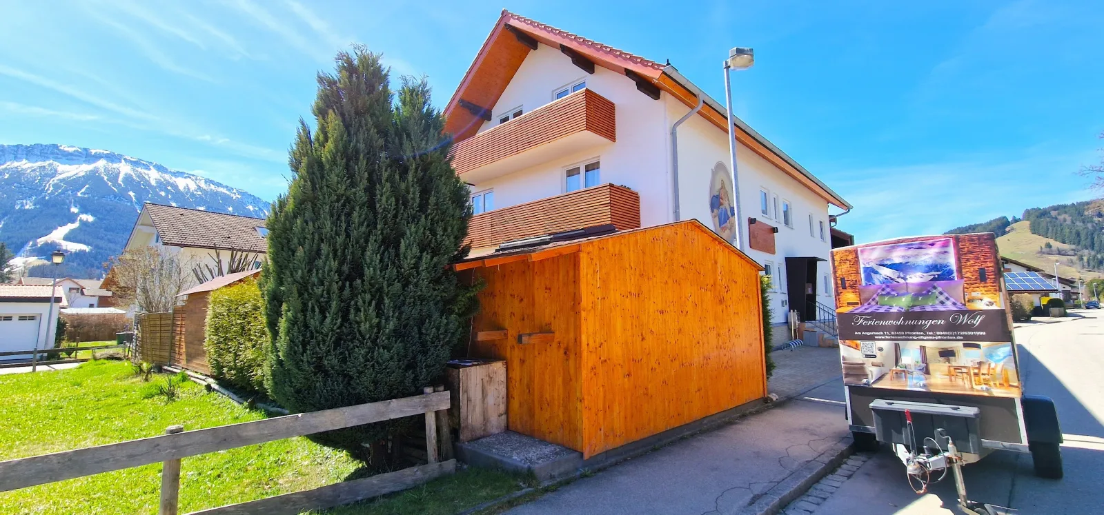 Ferienwohnungen Wolf - Wohnung " Eisenberg" 2 Zimmer mit Bergblick