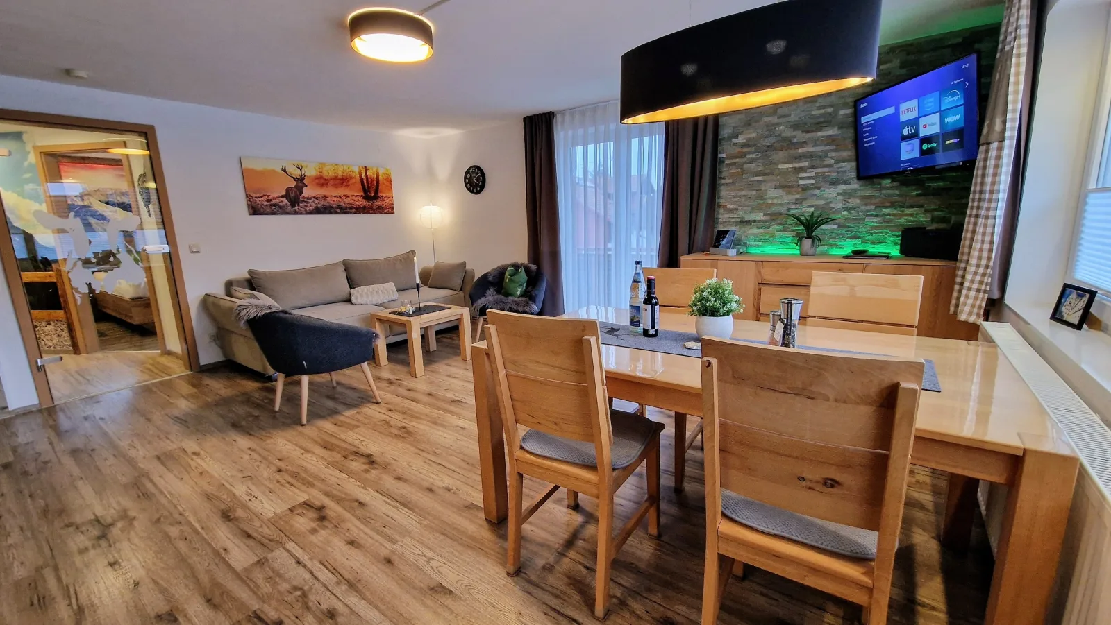 Ferienwohnungen Wolf - Wohnung " Eisenberg" 2 Zimmer mit Bergblick