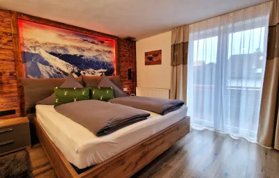 Ferienwohnungen Wolf - Wohnung " Eisenberg" 2 Zimmer mit Bergblick