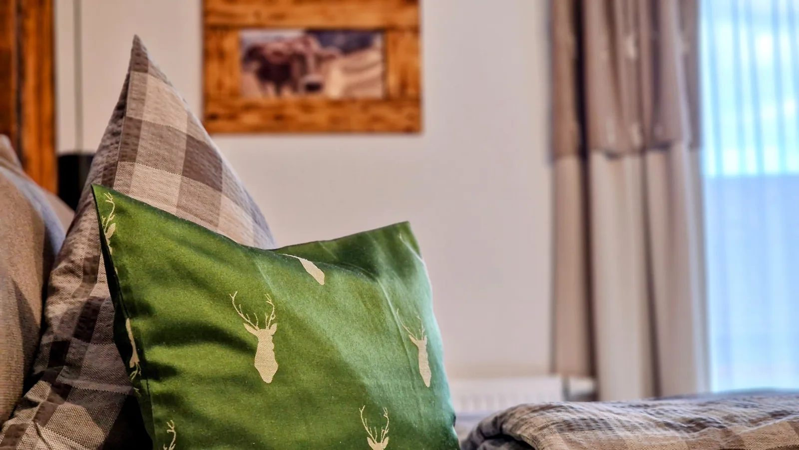 Ferienwohnungen Wolf - Wohnung " Eisenberg" 2 Zimmer mit Bergblick