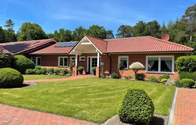 Ruhiges Landhaus am Wald mit Garten