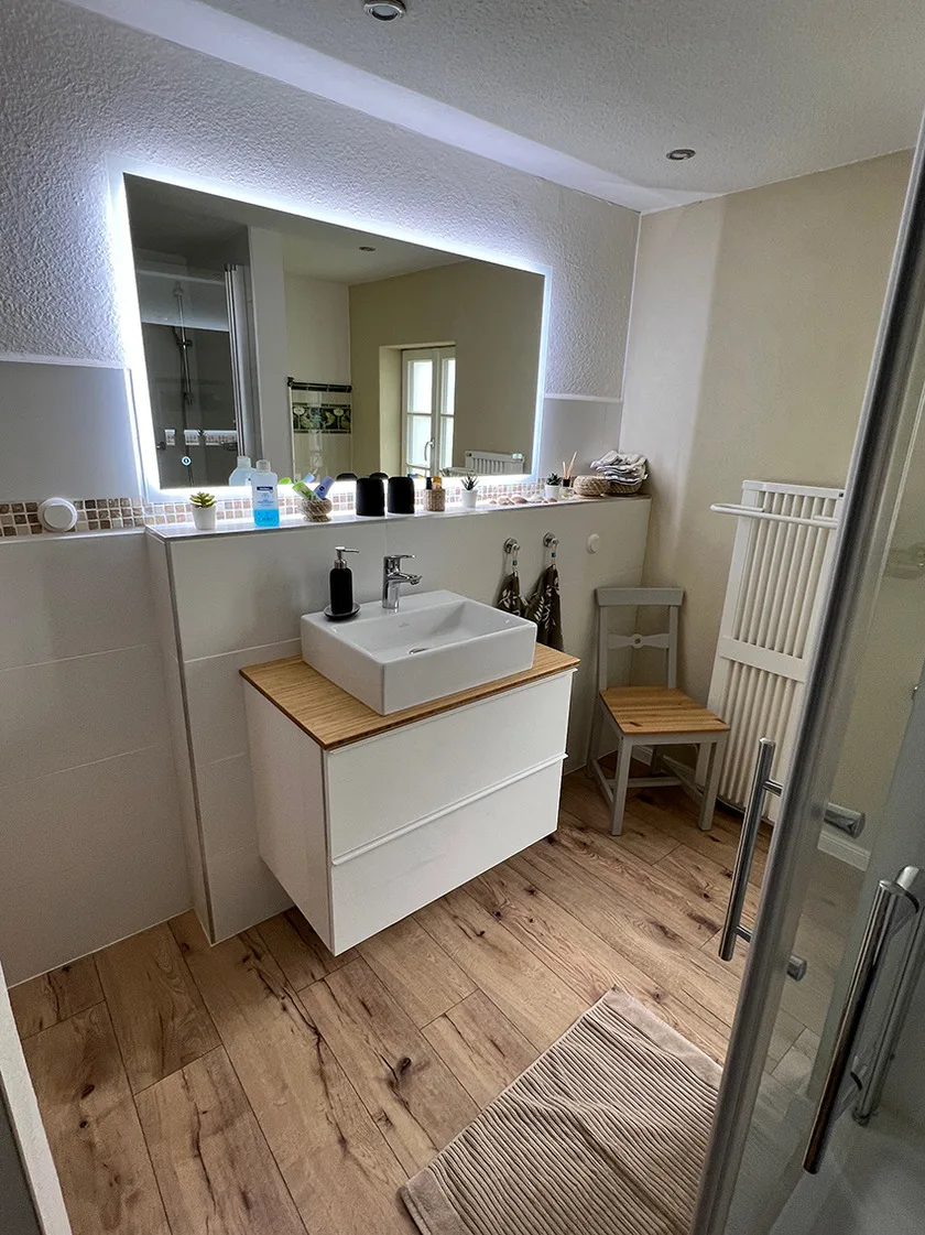 Apartment 001