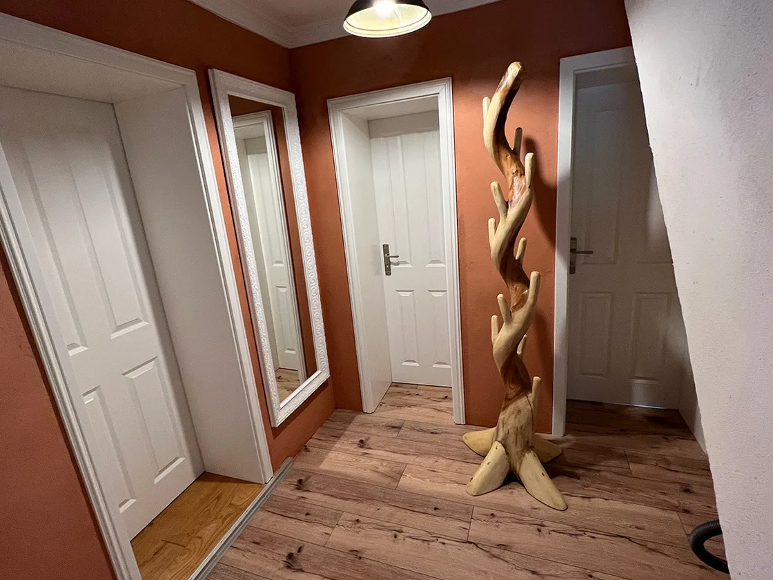 Apartment 001