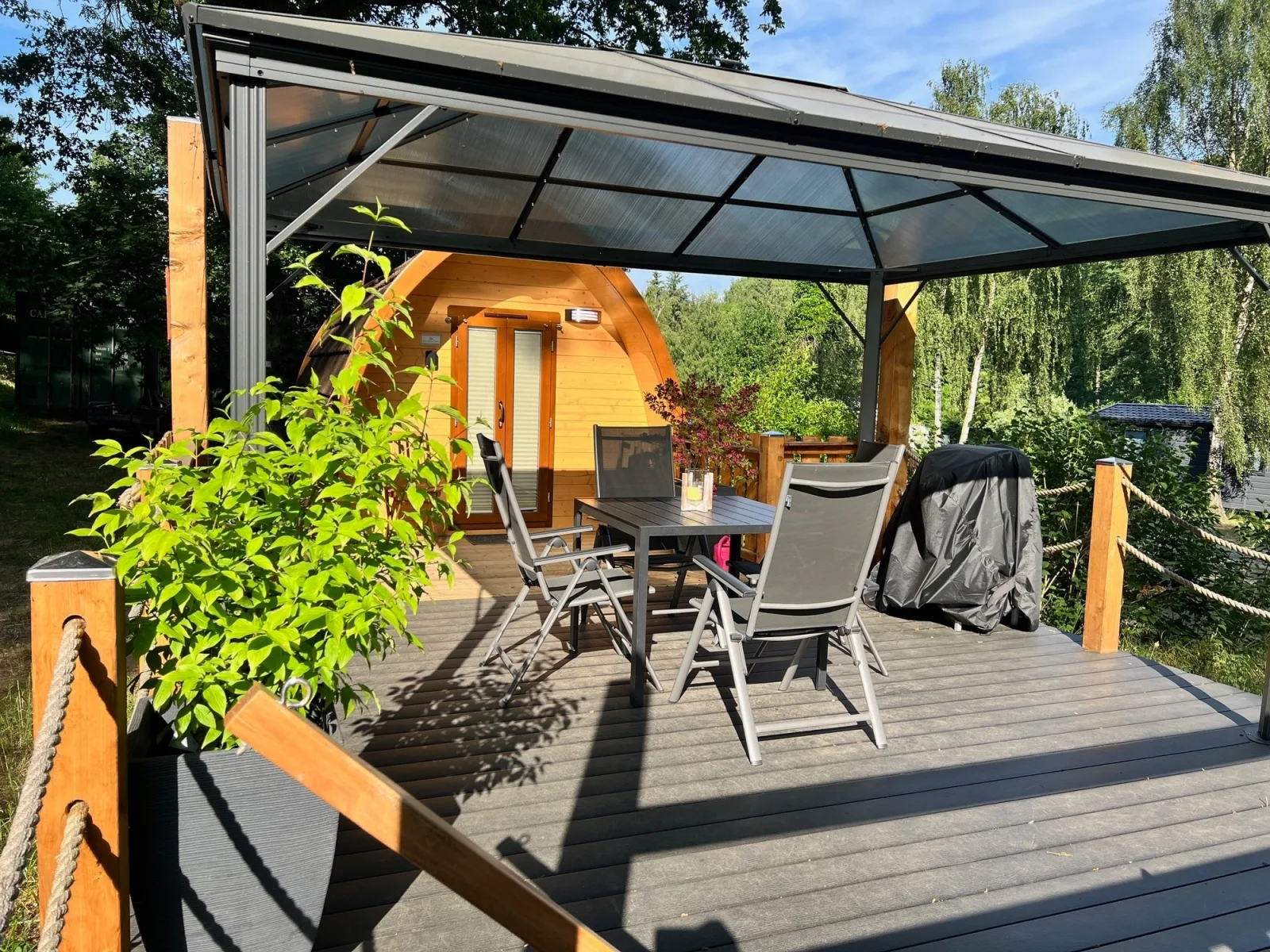 Tiny House Carlos - zauberhaftes Camping-Pod