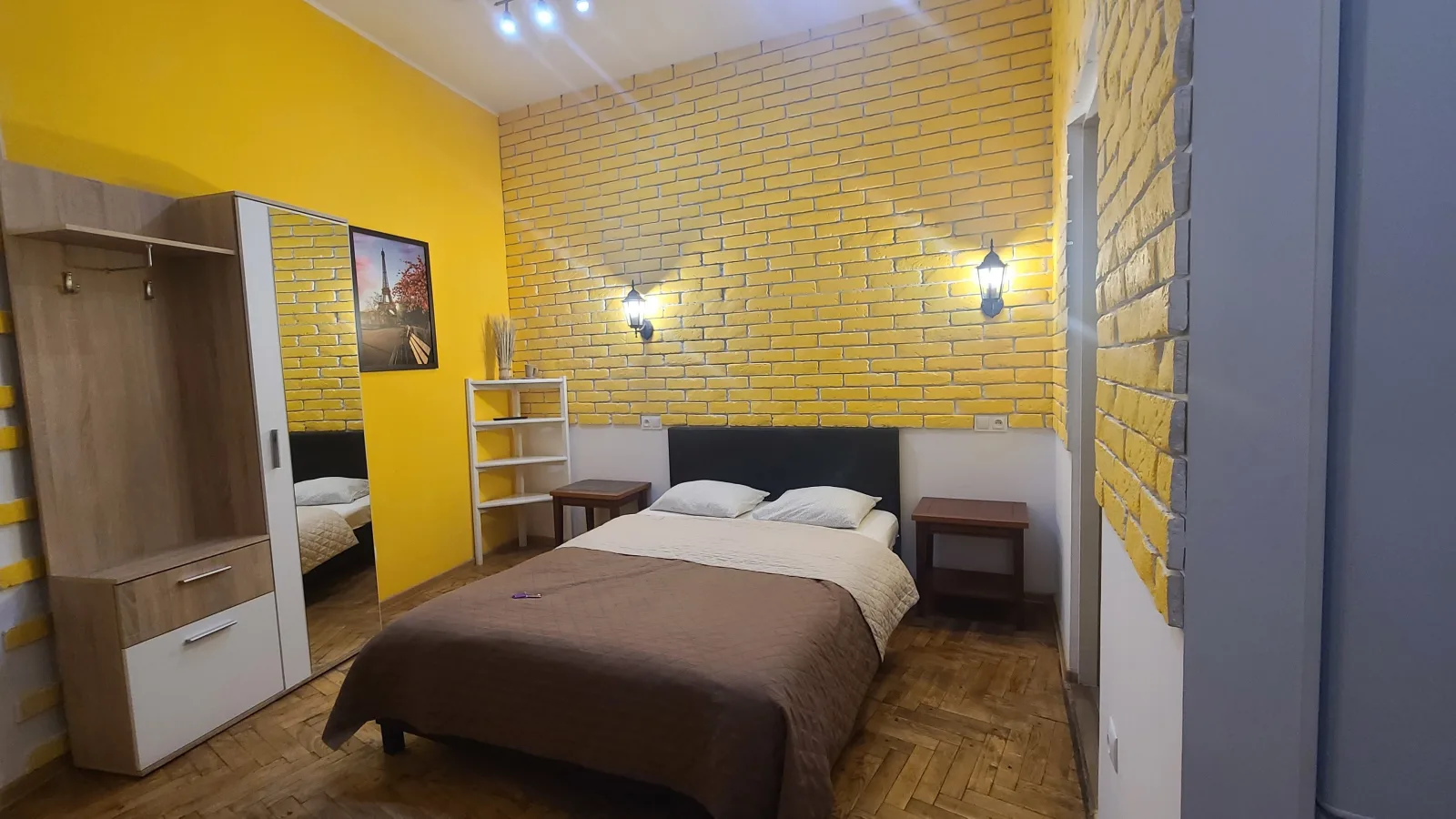 Apartment (Cracow Old Town)