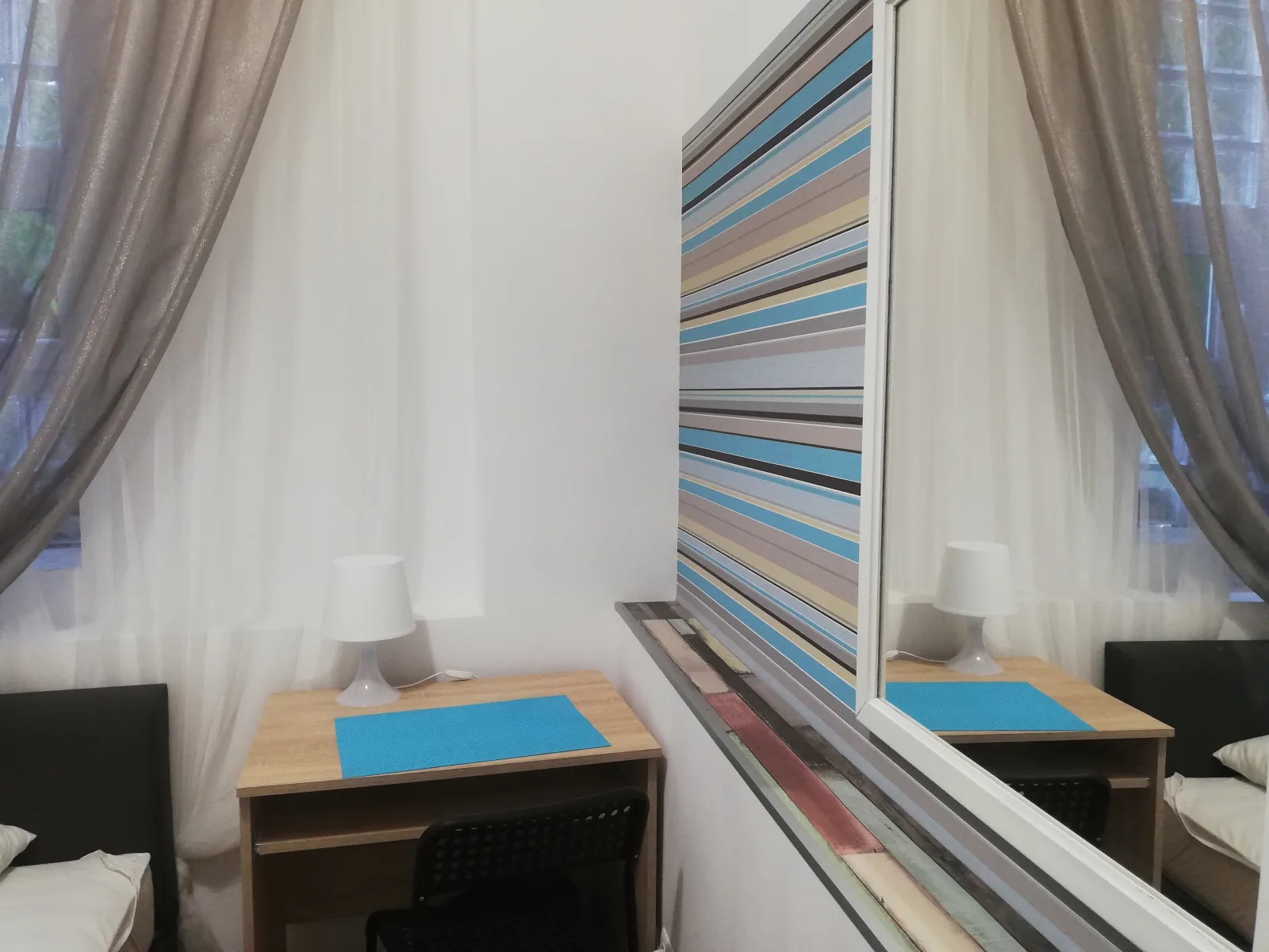 Single room with shared bathroom (Cracow Old Town)