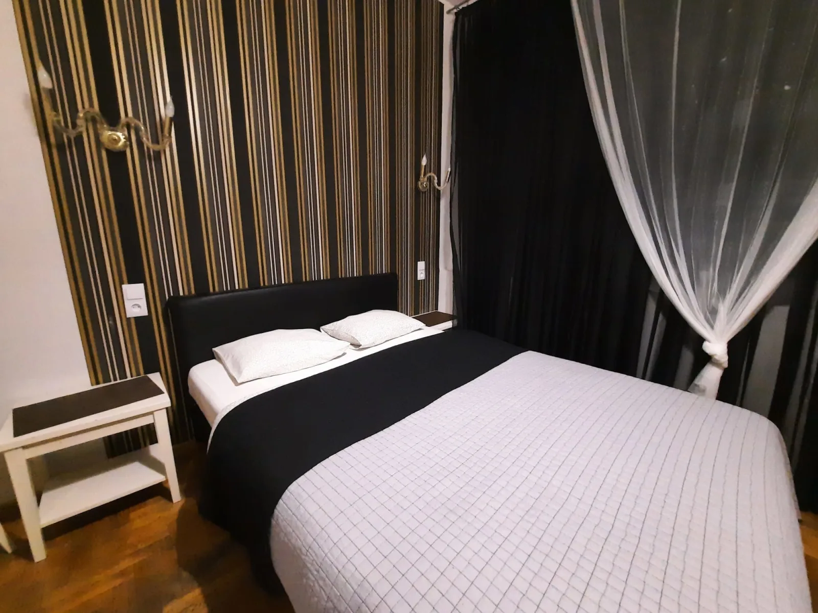 Double room (Cracow Old Town)