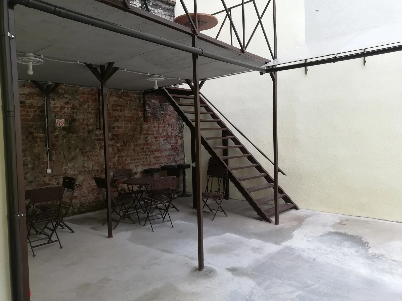 Twin room with bunk bed (Cracow Old Town)