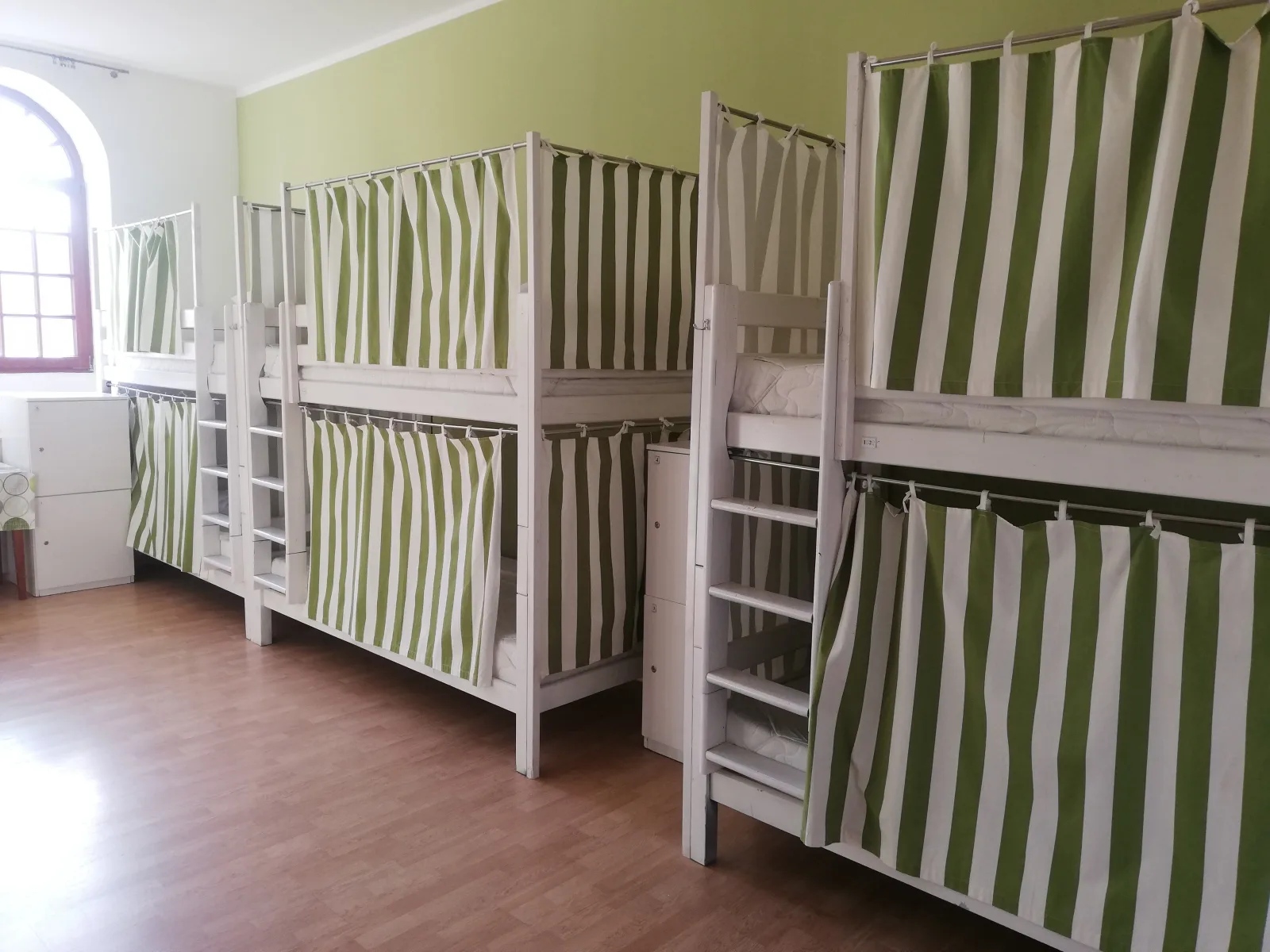 Bed in 12-Bed Mixed Dormitory Room, Old Town