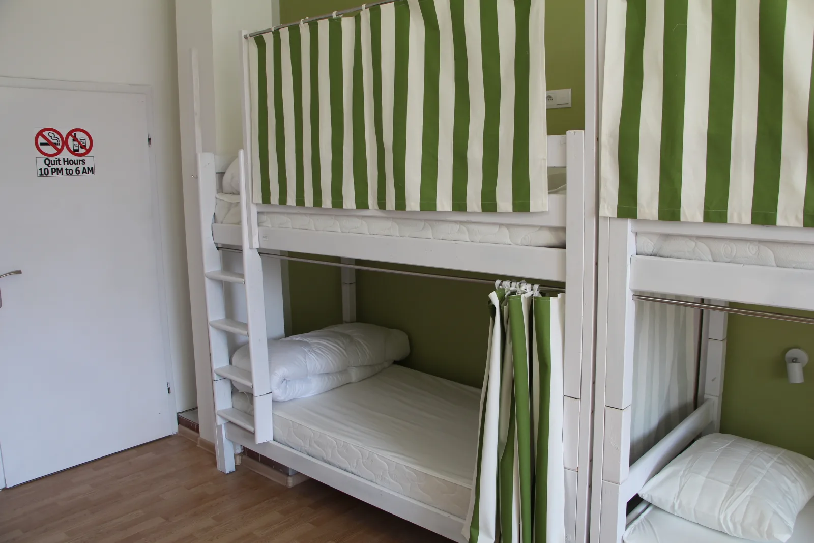Bed in 12-Bed Mixed Dormitory Room, Old Town