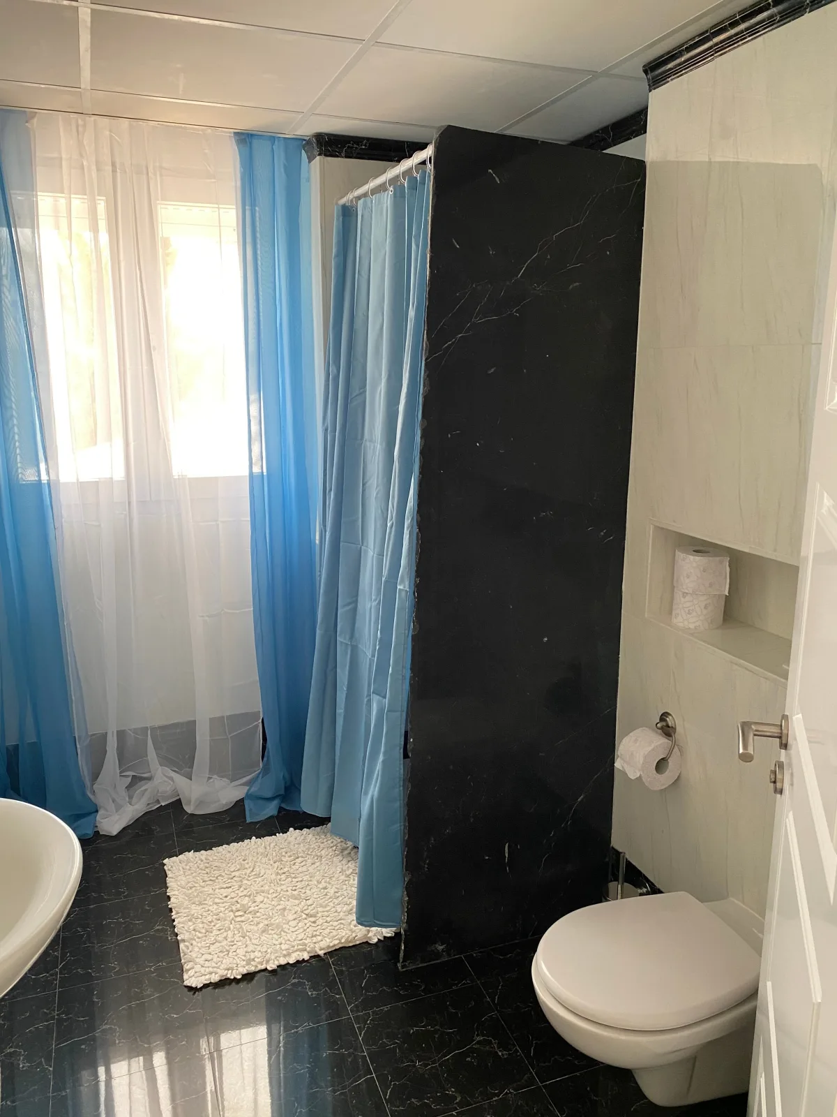 Luxus Villa, direkt am Mittelmeer mit Sandstrand.