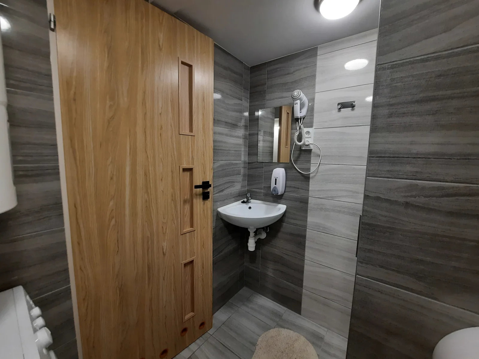 Apartment-studio for 5 guests (Cracow Old Town)