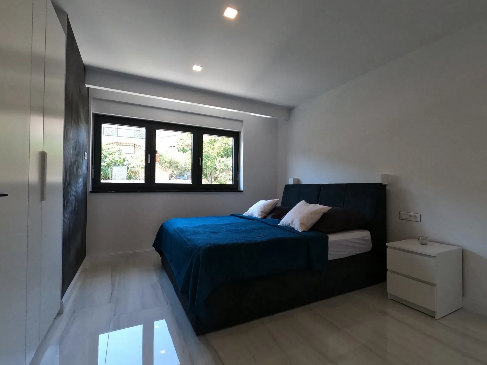 Luxury Sea & Mountain View Villa One with Private Pool & Jacuzzi