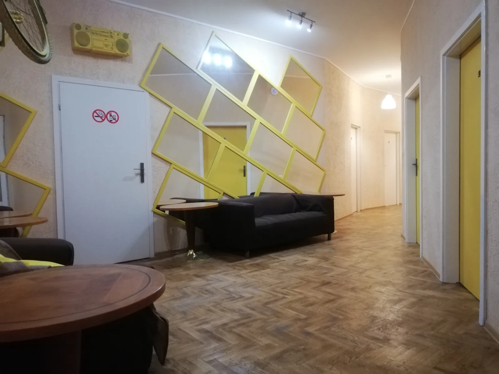 Bed in 8-Bed Mixed Dormitory Room, Old Town