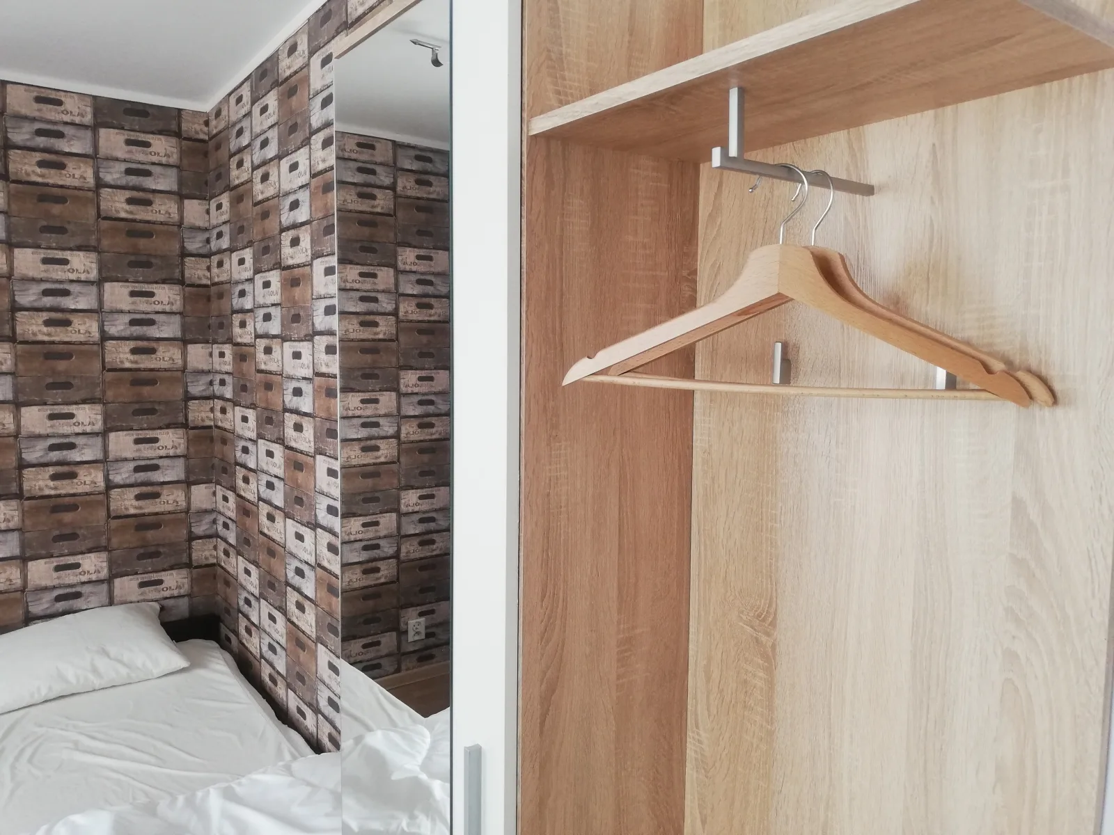 Twin room (Cracow Old Town)
