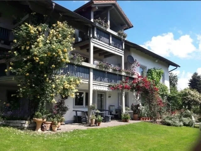 5 Sterne Ferienwohnung Rosengarten