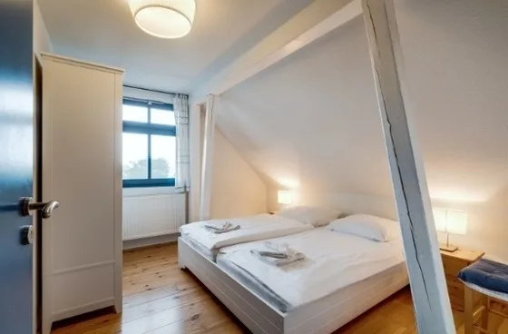 3-Raum Dachgeschoss Apartment (5.4)