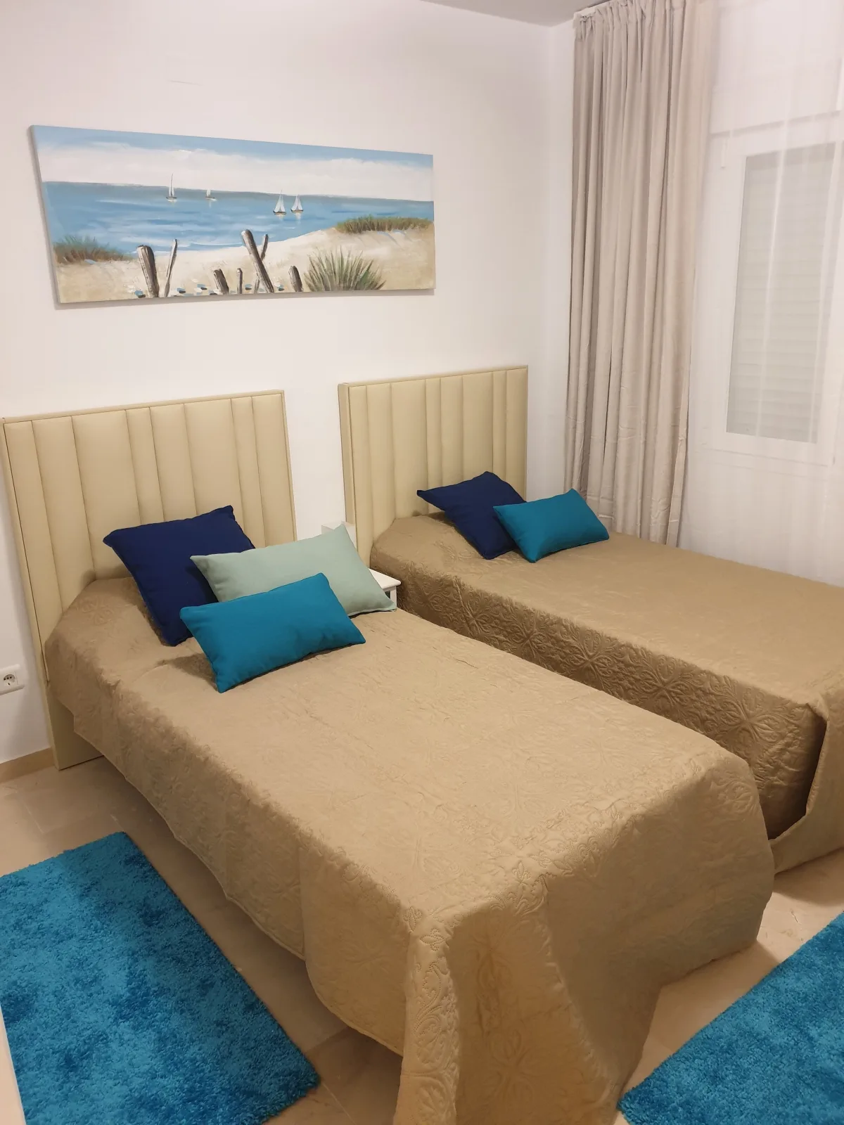 BERMUDA BEACH 5