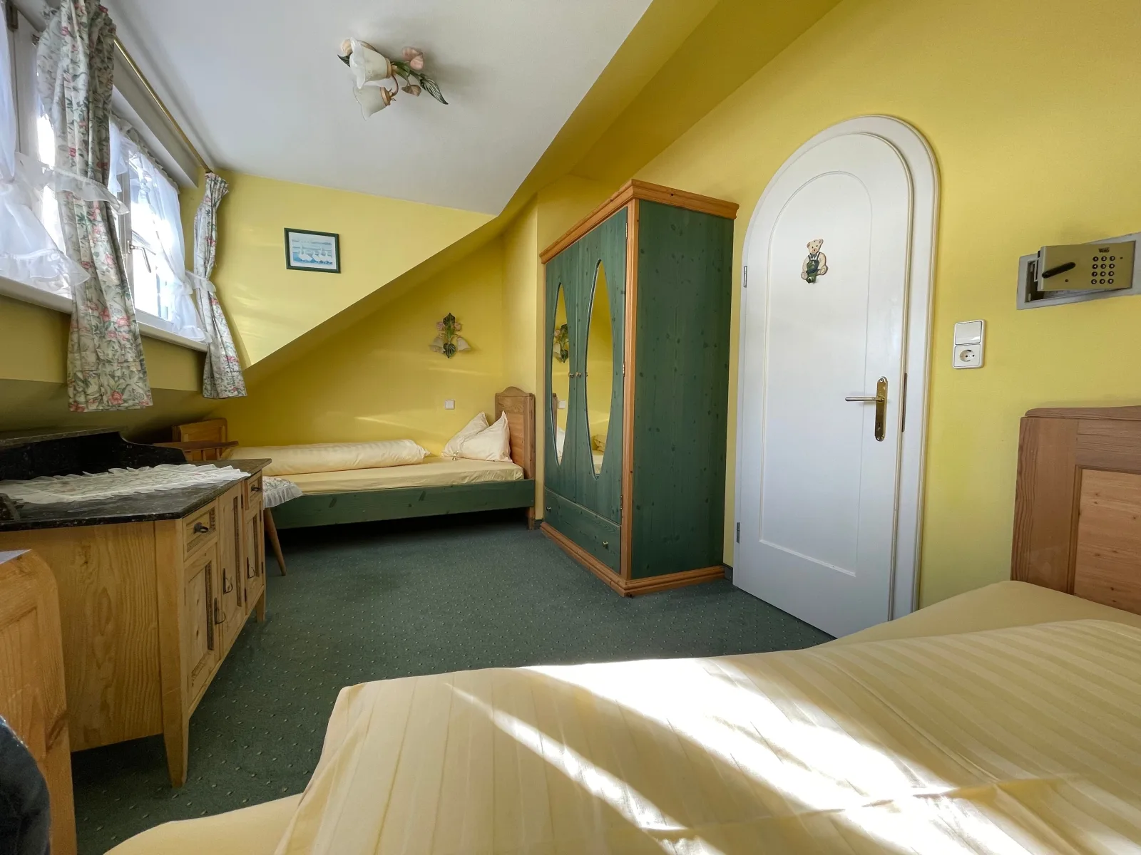 Apartment 5