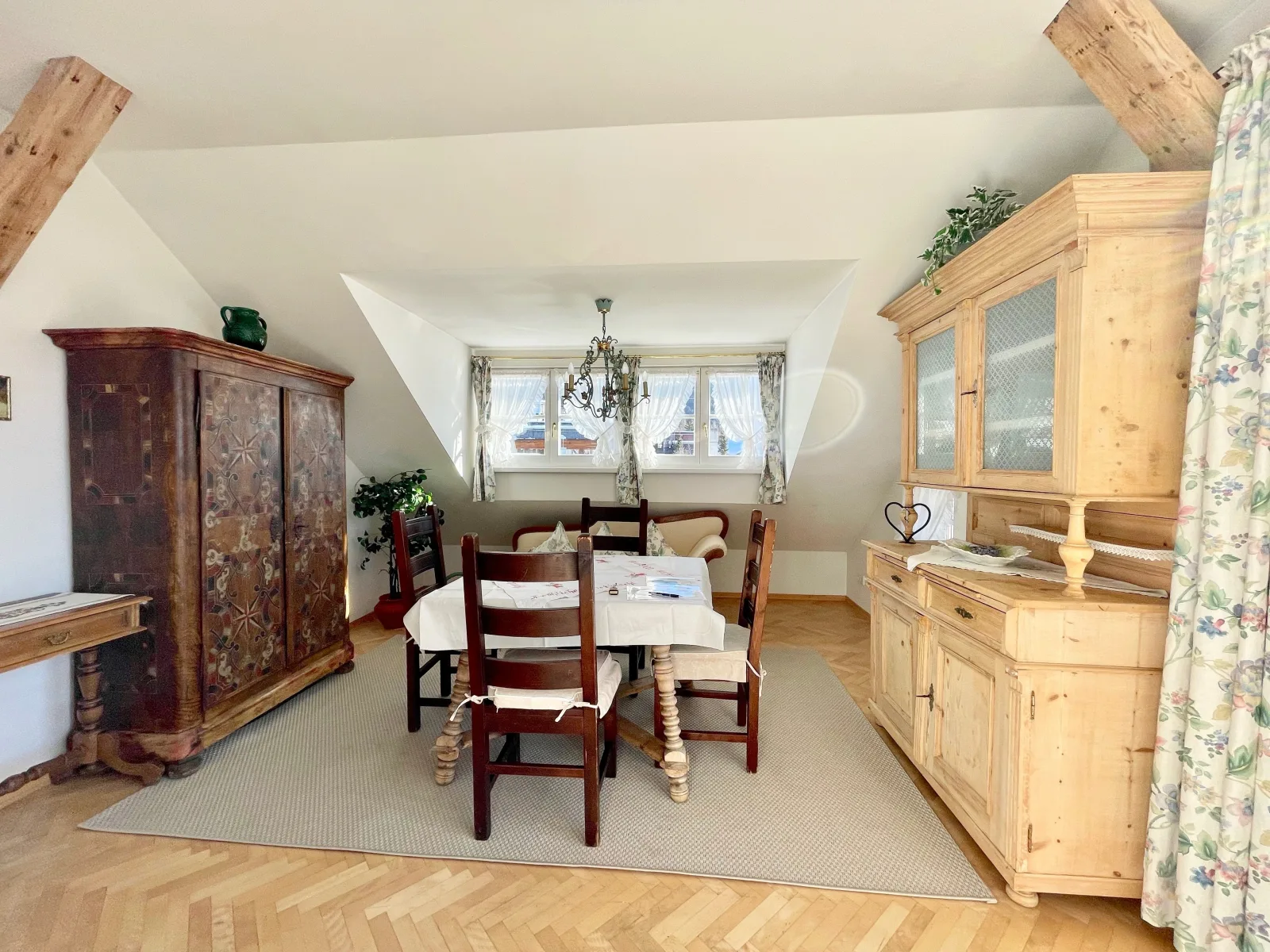 Apartment 5
