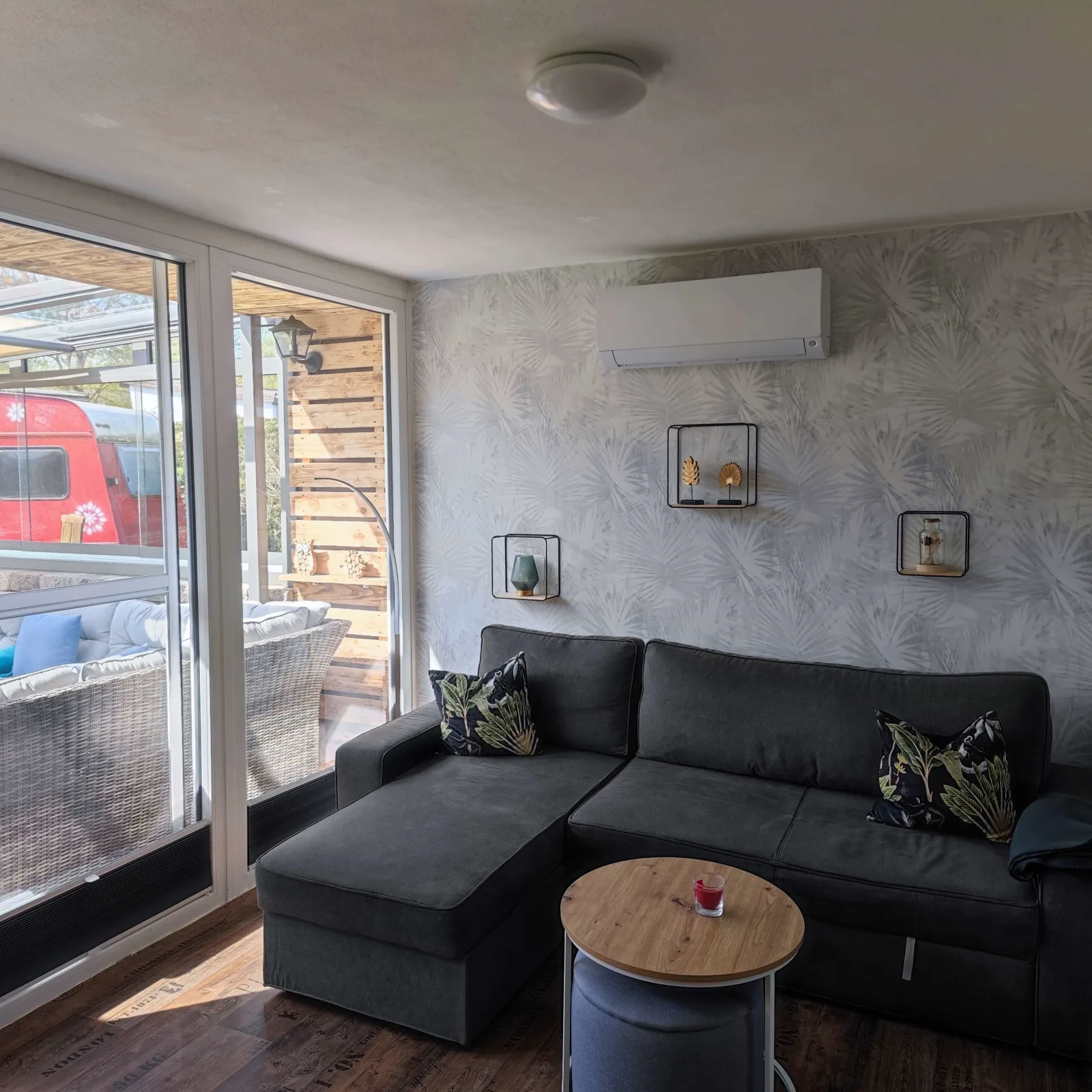 Hundefreundliches Ferienhaus in See- & Ostseenähe mit verglaster Terrasse