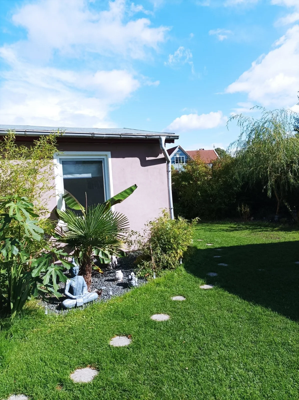 Hundefreundliches Ferienhaus in See- & Ostseenähe mit verglaster Terrasse