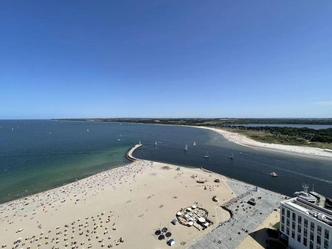 Wind und Meer 3-Zimmer-Ecksuite Maritim Residenz Travemünde