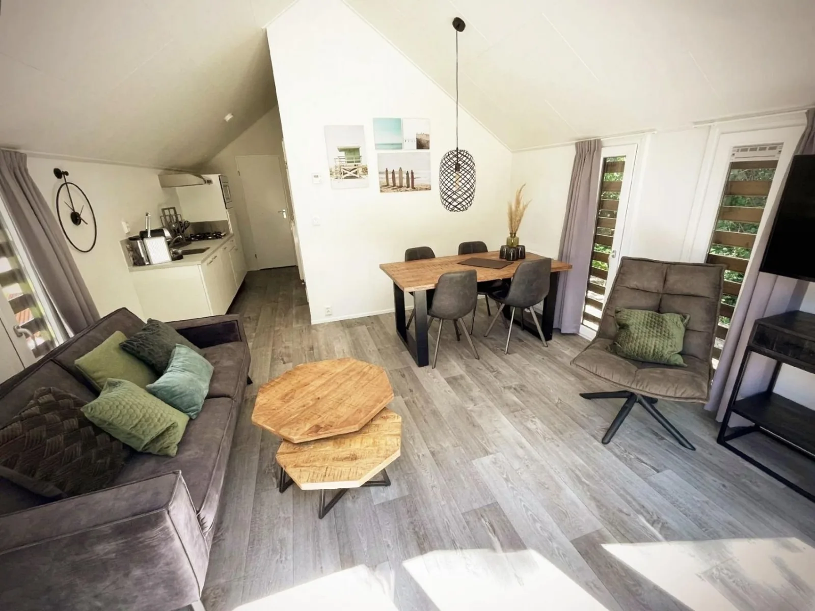BEACHHOUSE VELUWEMEER in Strandnähe - mit extra großem Garten (inkl. Hallenbadnutzung)
